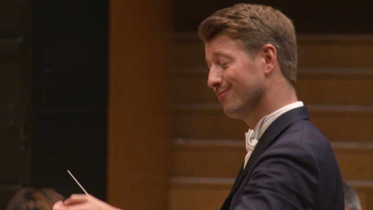 Ben Goldscheider - Mozart Horn Concerto (clips)