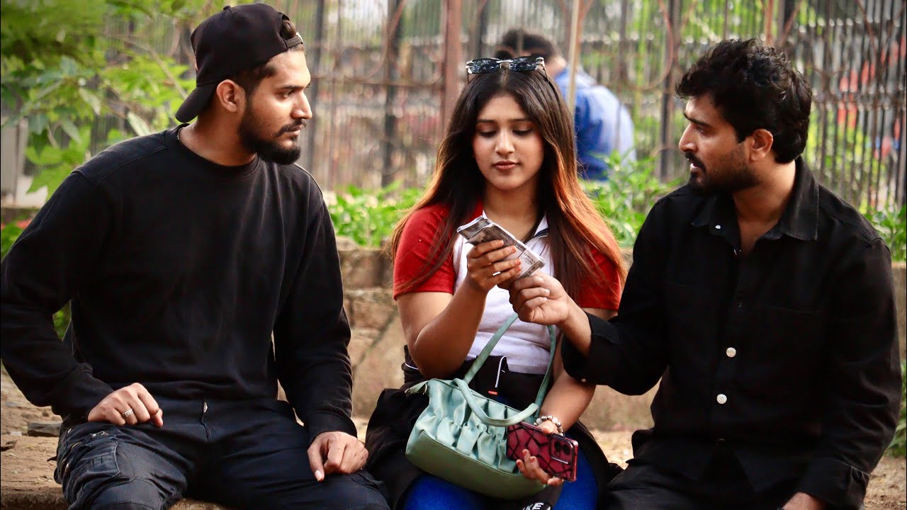 Kya Gareeb ko pyar karne ka Hak Nhi |💔🥲| Phone Check | Live Loyalty test