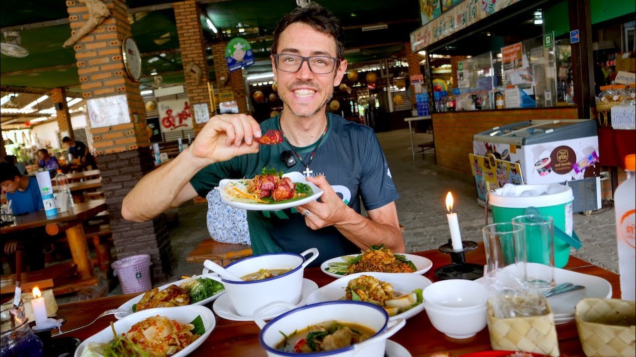 DON'T VISIT Chiang Mai, Thailand (Without Having This ULTIMATE Northern Thai Food!)