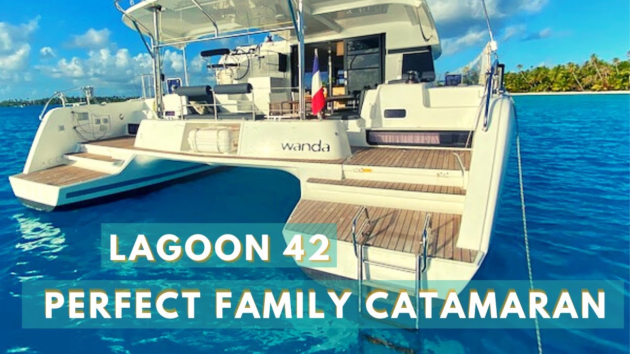 SOLD: Are you looking for the perfect catamaran for a family cruise in Tahiti ?