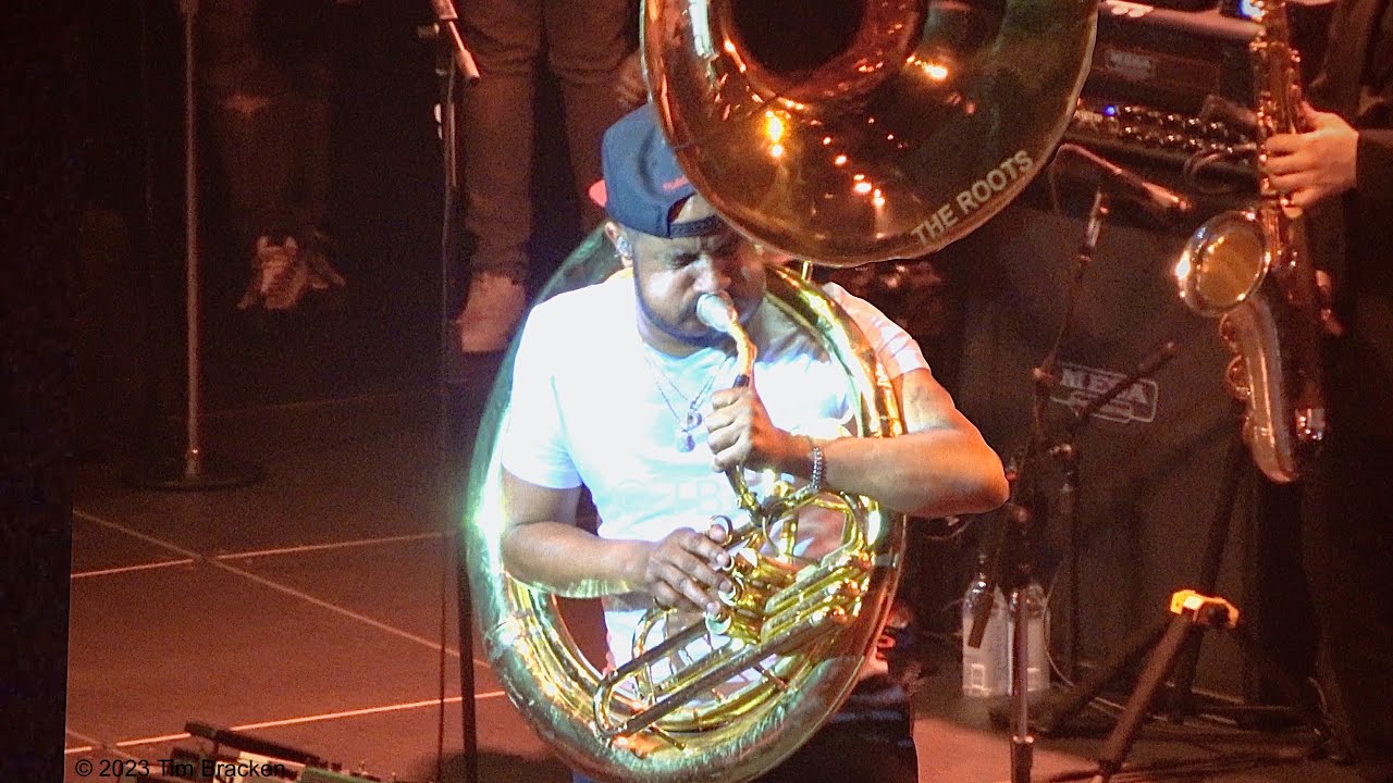 The Roots, Gimme Some More (James Brown cover), live in San Francisco, February 23, 2023 (4K)
