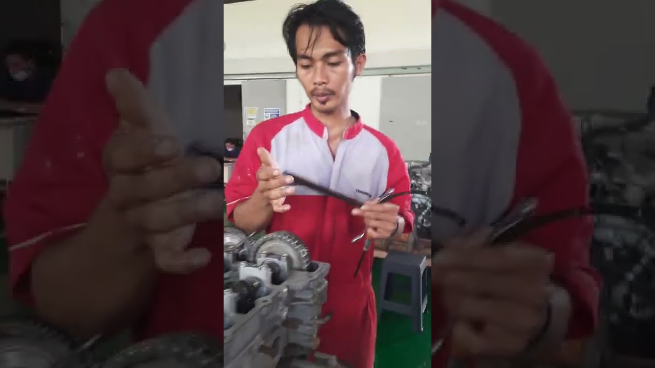 Penyetelan VALVE CLEARANCE mesin PAJERO 4n15