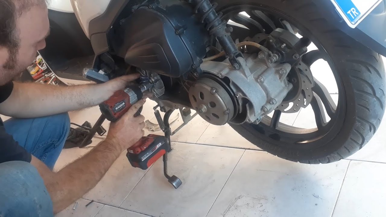 Sym Symphony 200 Varyatör Bakımı Ve 1000RPM Yaylar'ı Taktık