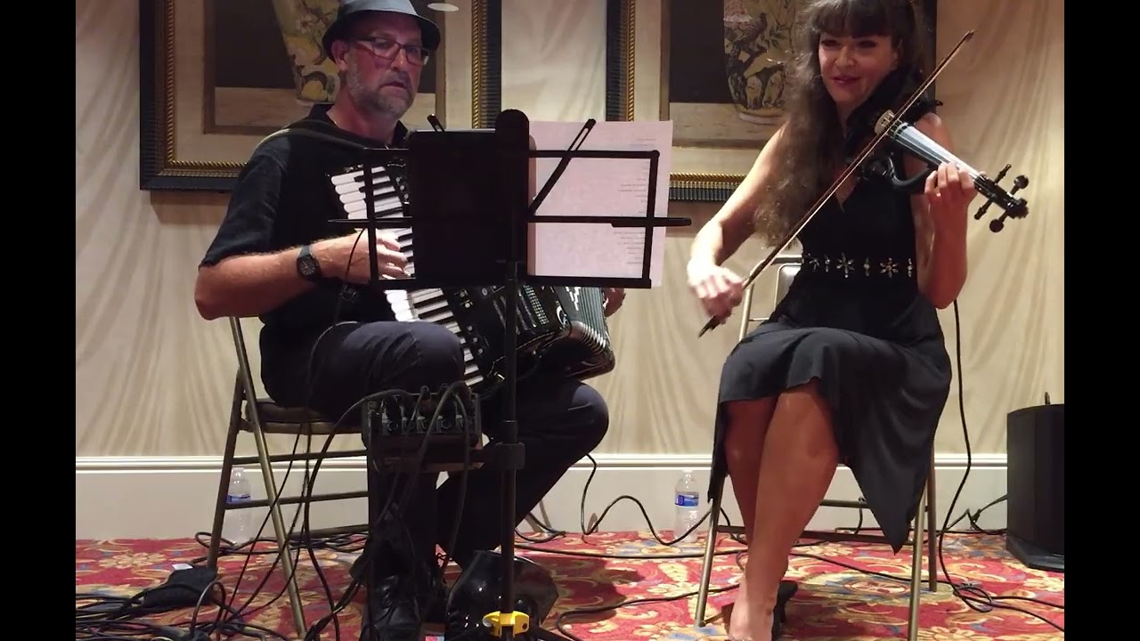 Brazilian Carnival Medley. Aija Izaks - Violin, Velizar Shumanov - Accordion. 