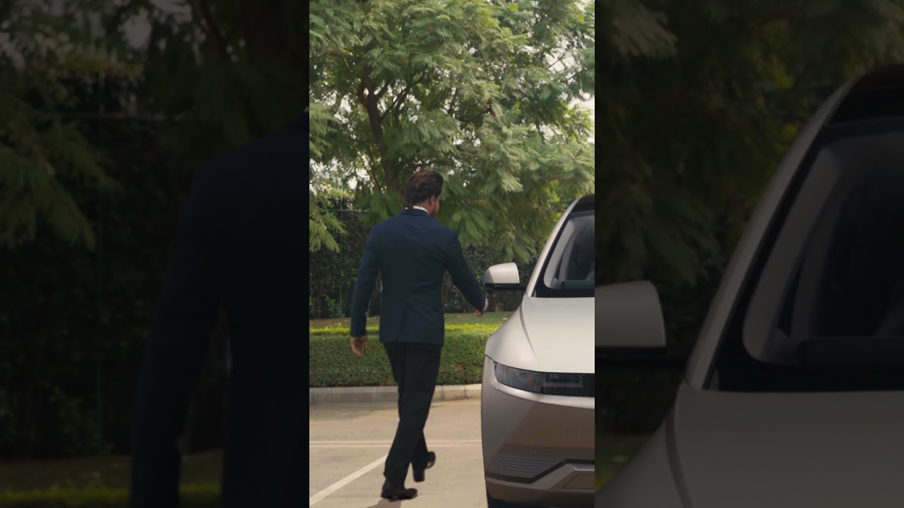 Hyundai IONIQ 5 | An iconic delivery to SRK!