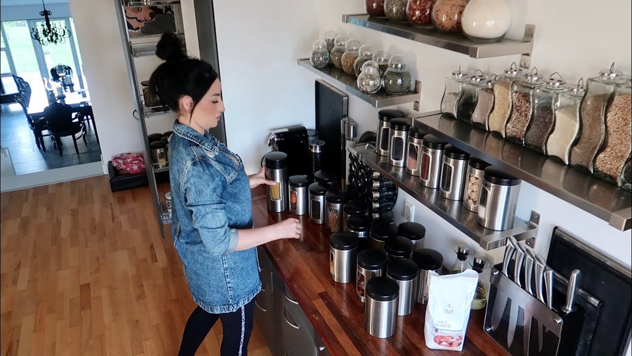 جولة في مطبخي تنظيم الأدراج وخزائن المطبخ مع نصائح سهلة للتنظيم (غدين تشوفو ماعني كاملين)