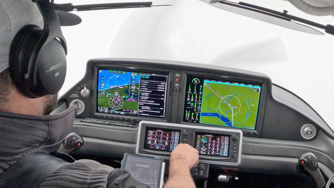 Cirrus SR22 G7 — заход на посадку по ППП в Гранд-Рапидс, штат Мичиган