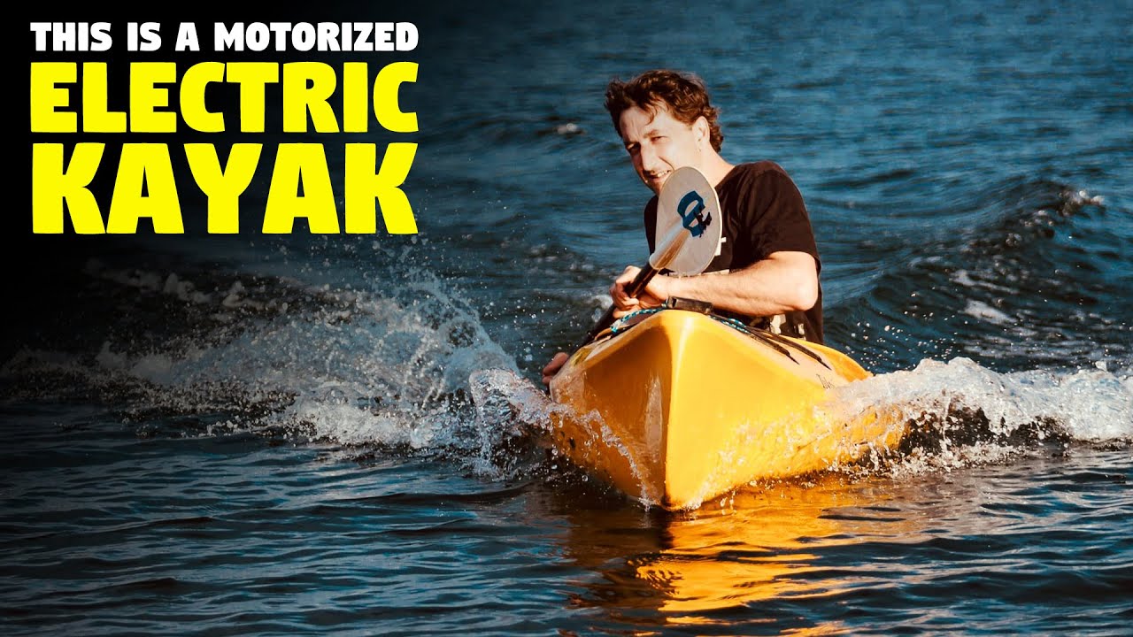 This Motorized Electric Kayak Can Reach 20 km/h in Top Gear!