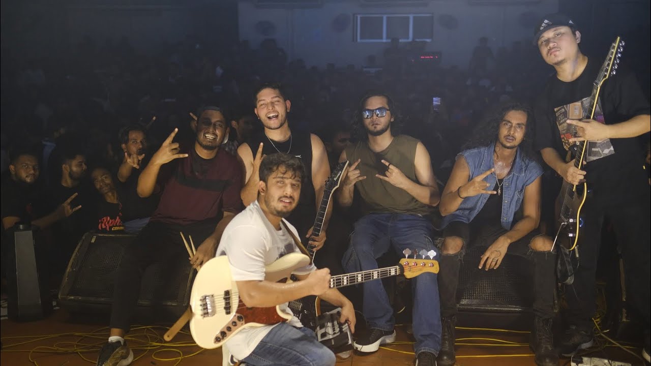 THE BREAKWAY ANTHEM WITH BAND KARNATION