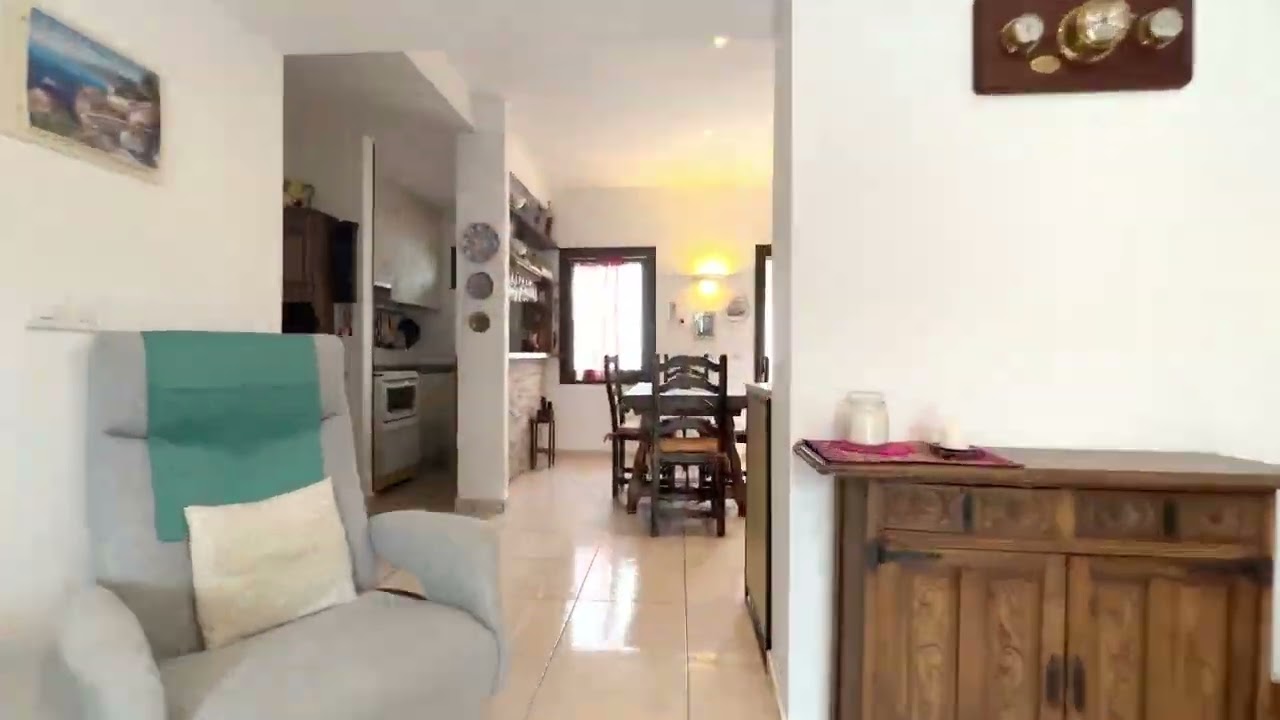 👉 Casa adosada con jardín a 900 m de la playa en Mas Matas | Lista para entrar a vivir