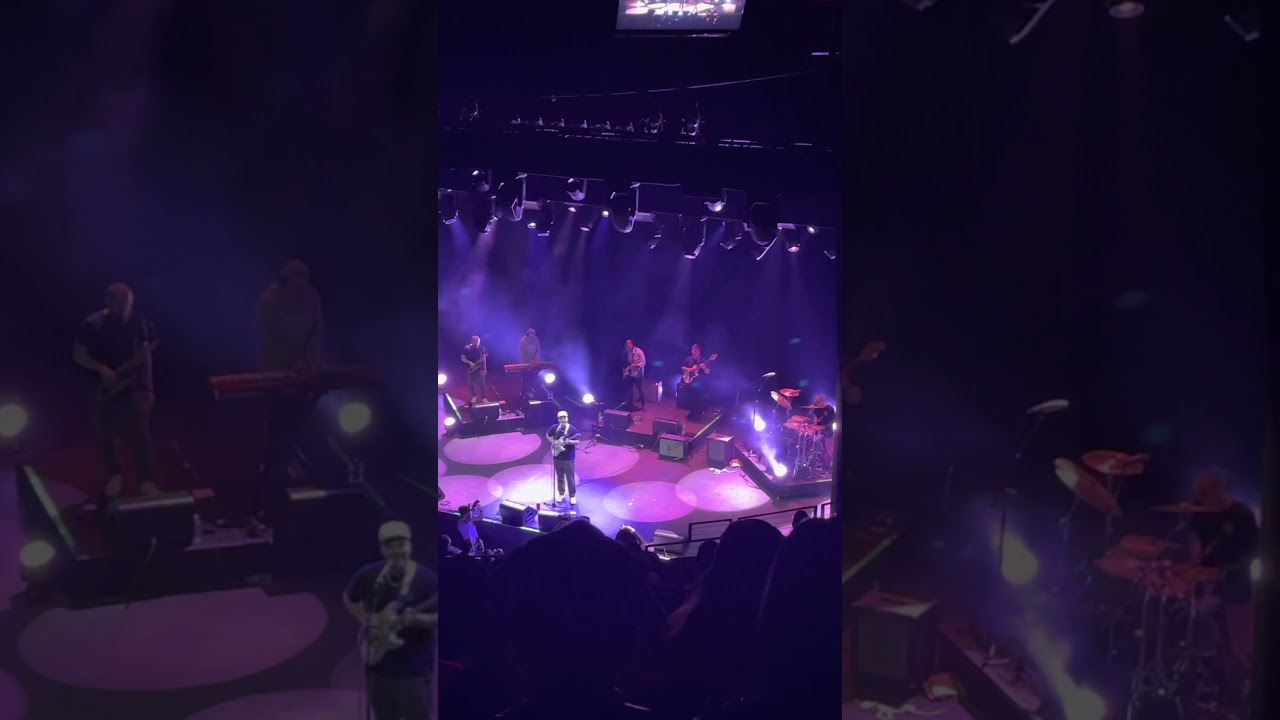Mac Ayres - Waiting @ L.A Live (2021)