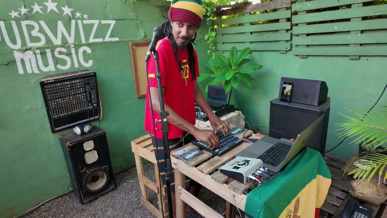 M Lion X Jahmayka - Laisse Vin Fou Live Dub Session ( Rehearsal ) @ Dubwizz Yard 2025