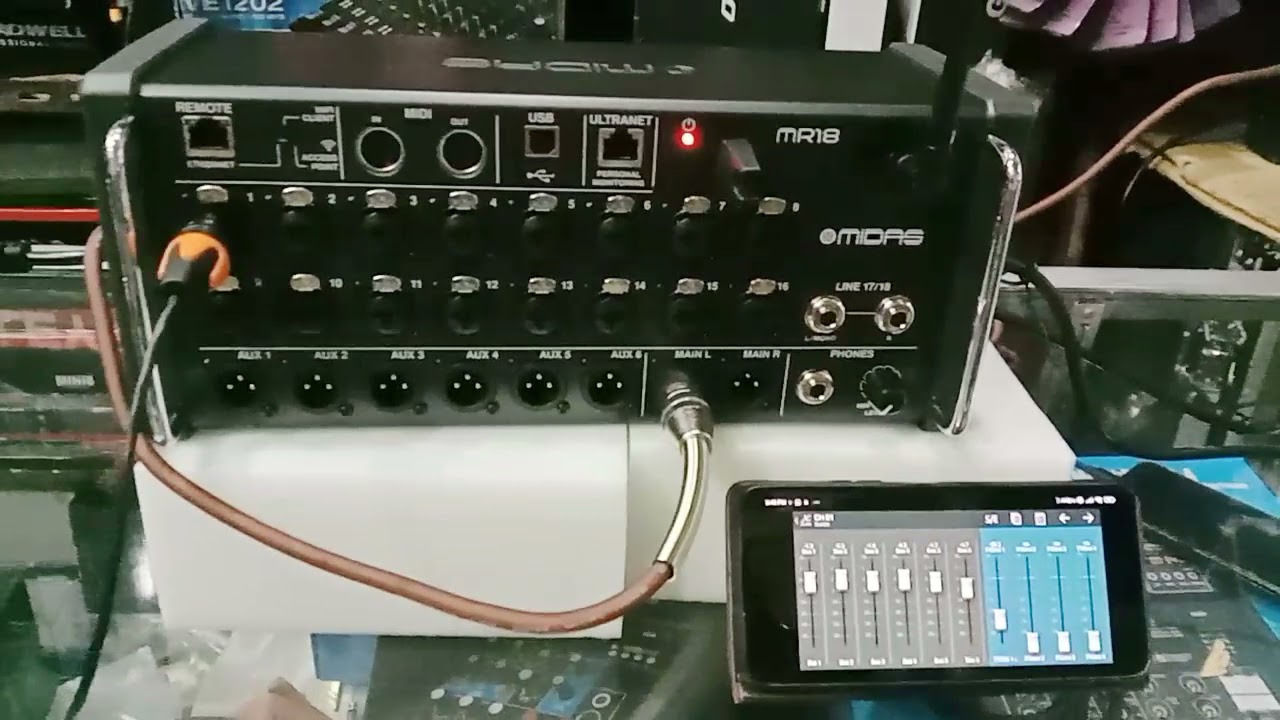BEHRINGER X-AIR 18 & MIDAS MR 18 || bedanya dimana??? #larisaudio