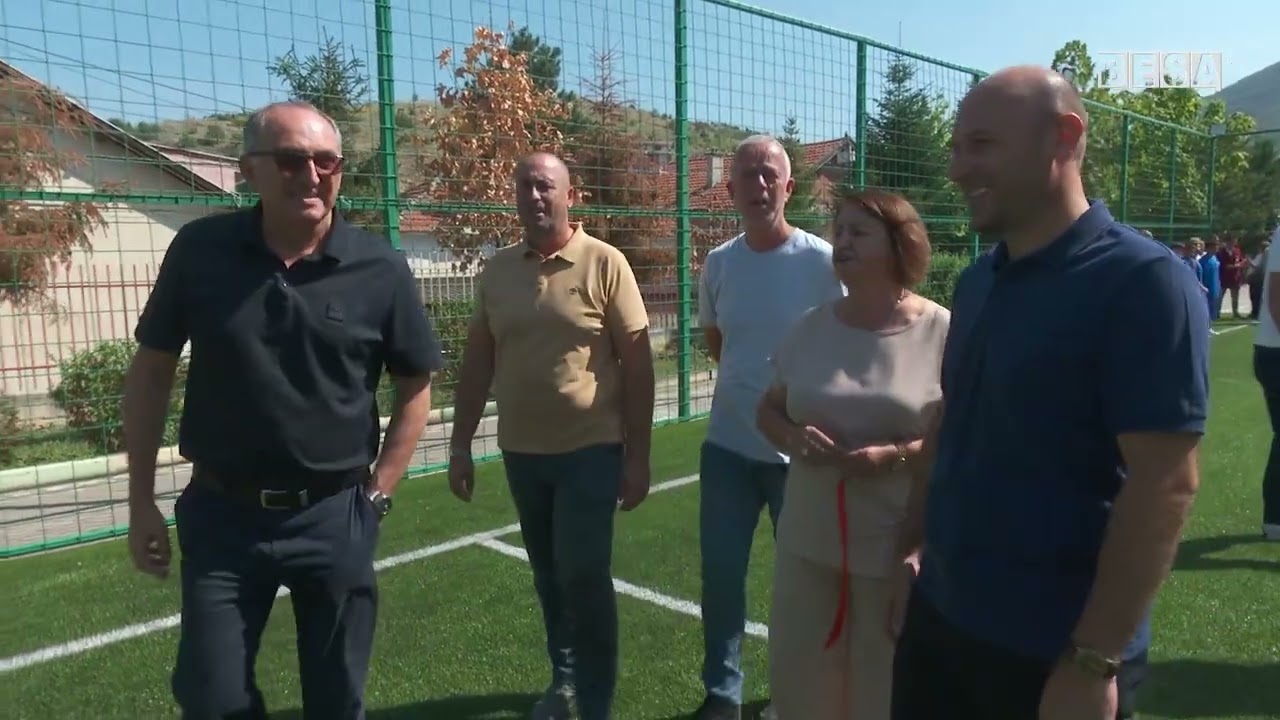 Përurohet fusha sportive shkollës në fshatin Zhur