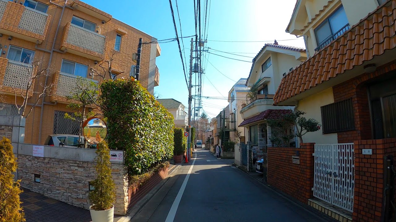 Tokyo Walk - a residential area in Tokyo - 4K