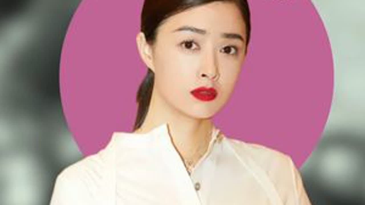 19岁蒋欣，嫌弃林志颖是“老男人”，互吃大蒜搞“生化袭击”？ #蒋欣 #蒋欣林志颖 #2025影娱年终大赏 #青年创作者成长计划