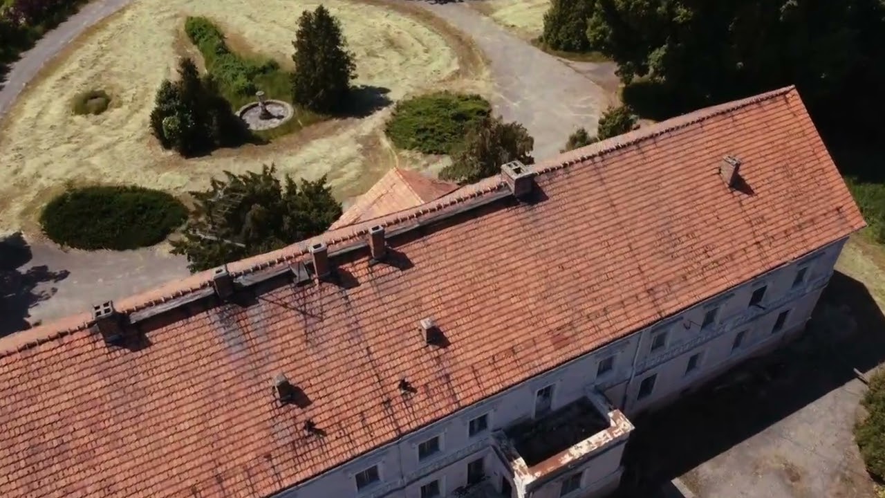 Pałac w Taczanowie Drugim || DRONE