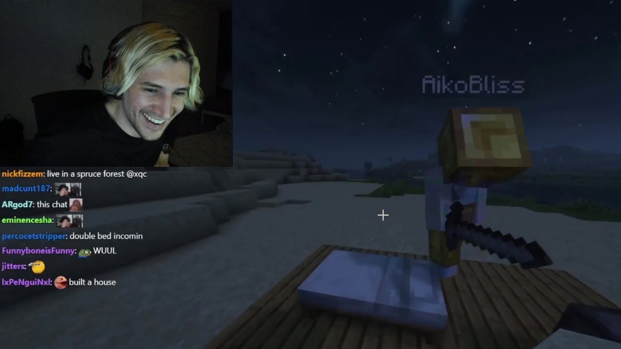 xQc acts weird after separating Ginger's Bed in Minecraft