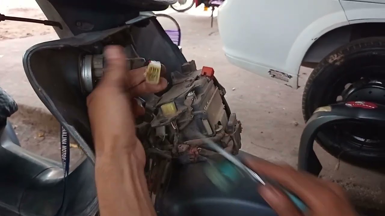 passo a passo como  fazer mudança de fase alternada pra fase continua no farol da biz 125 cc