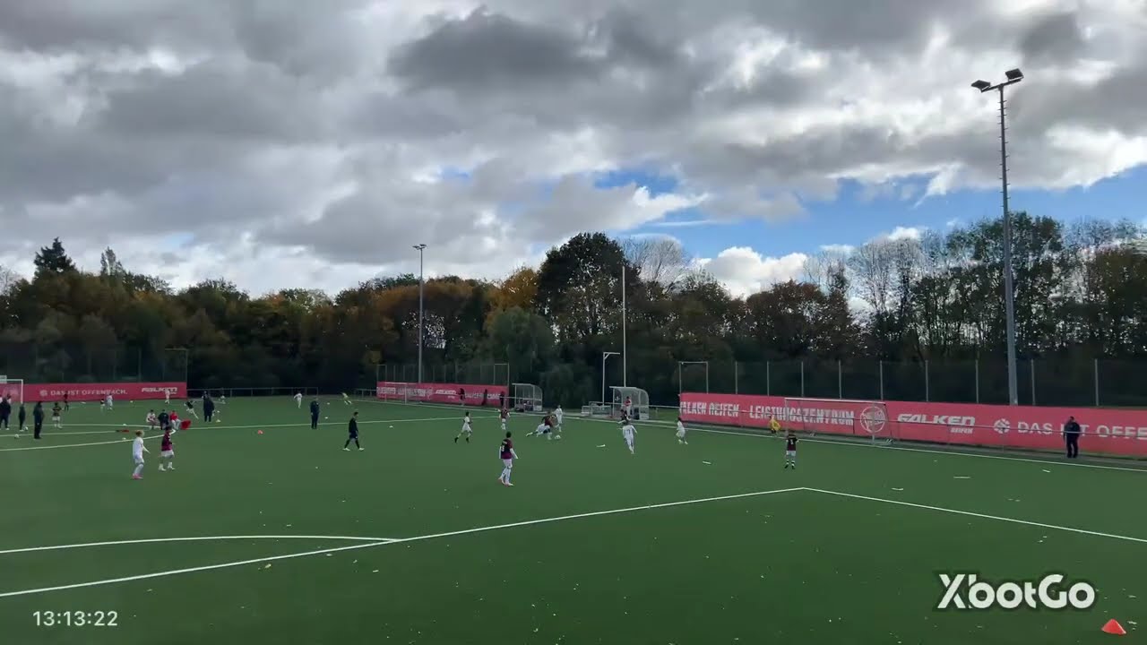 Kickers Offenbach : SV WEHEN WIESBADEN Teil 1 ( U13 )