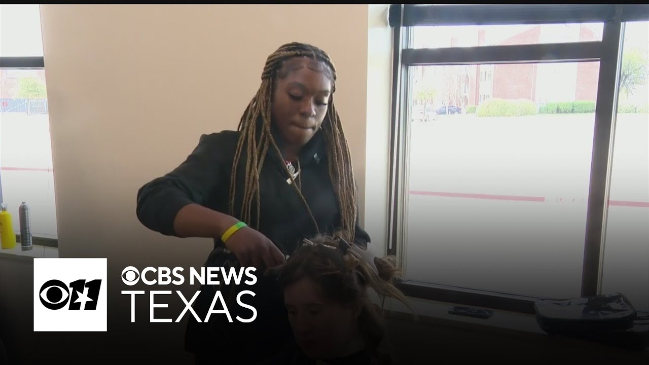 Mesquite teens with special needs get prom‑ready thanks to student volunteers
