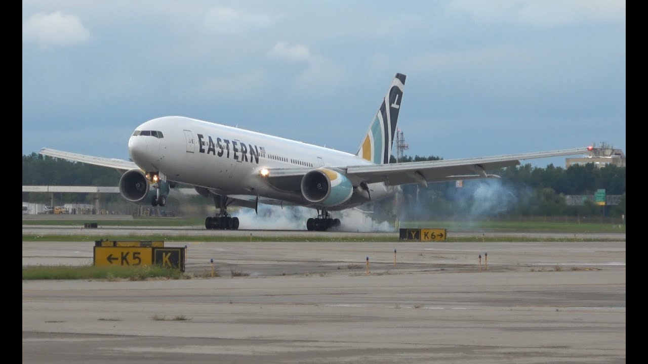 Eastern Airlines 777-200 landing, DTW