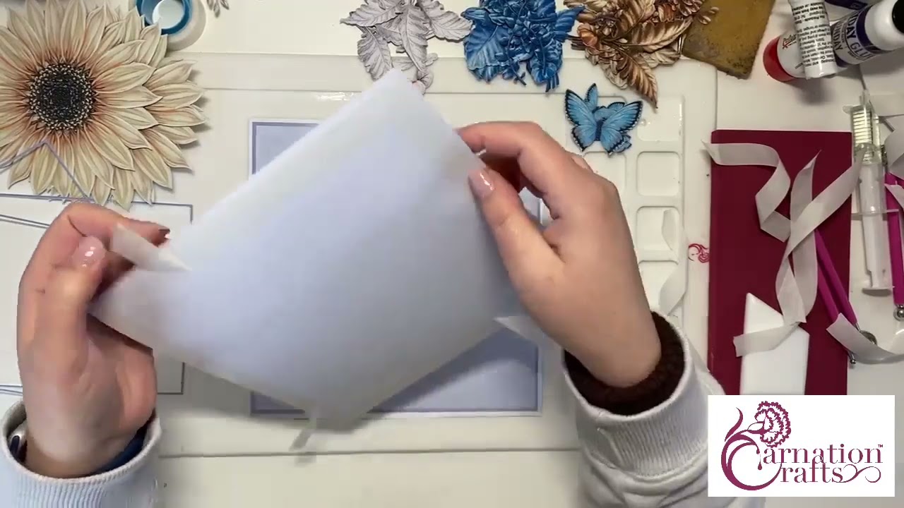 Демонстрация создания открытки в форме подсолнуха от Carnation Crafts