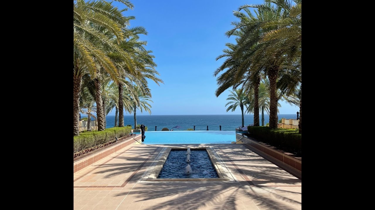 Shangri-la Al Husn, Shangri-la Barr Al Jissah (Muscat, Oman)