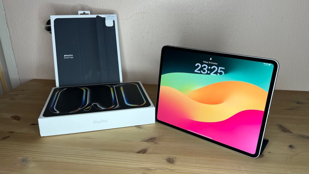 Unboxed : Apple iPad Pro 256 GB Wi-Fi (13-inch, M4, Silver) + First Boot-Up