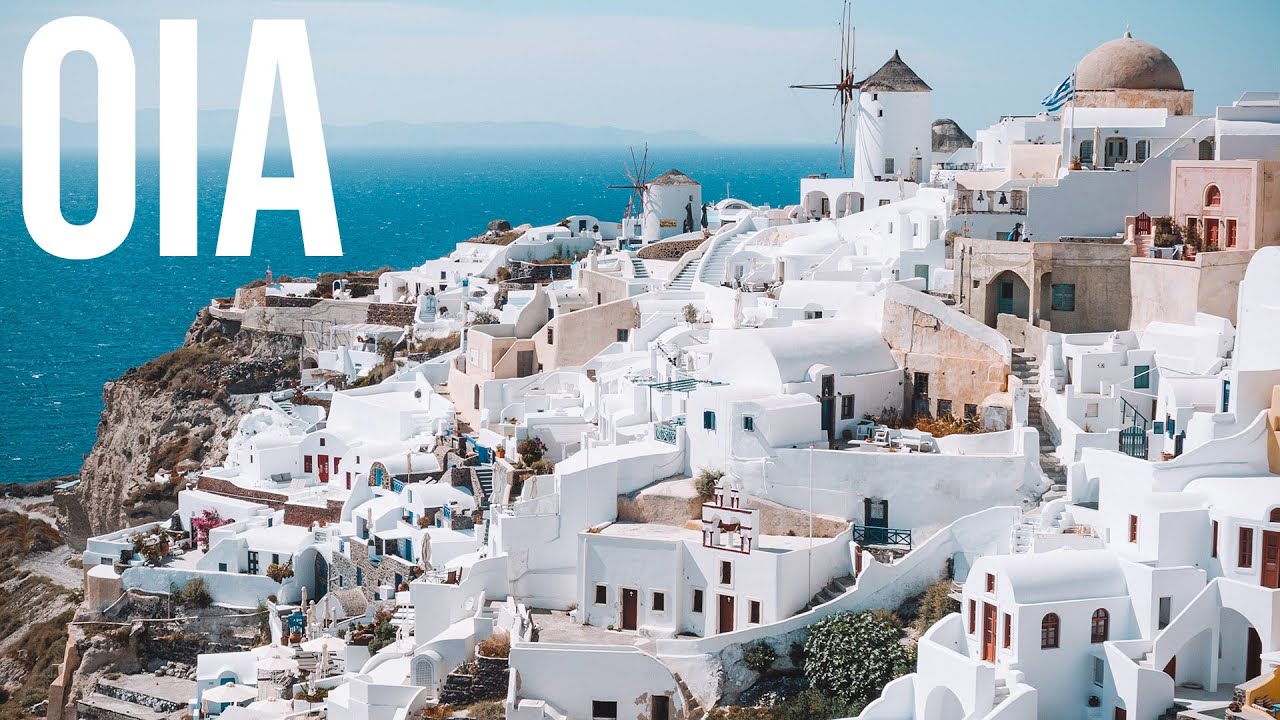 #43 Walking in Oia, the most beautiful picturesque village in Santorini island