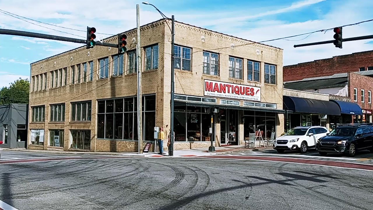 Mantiques - Brevard, North Carolina - Antique Store Shopping