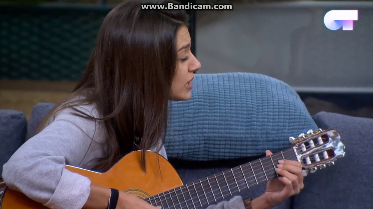 Ana War unplugged: MÍA 12_11