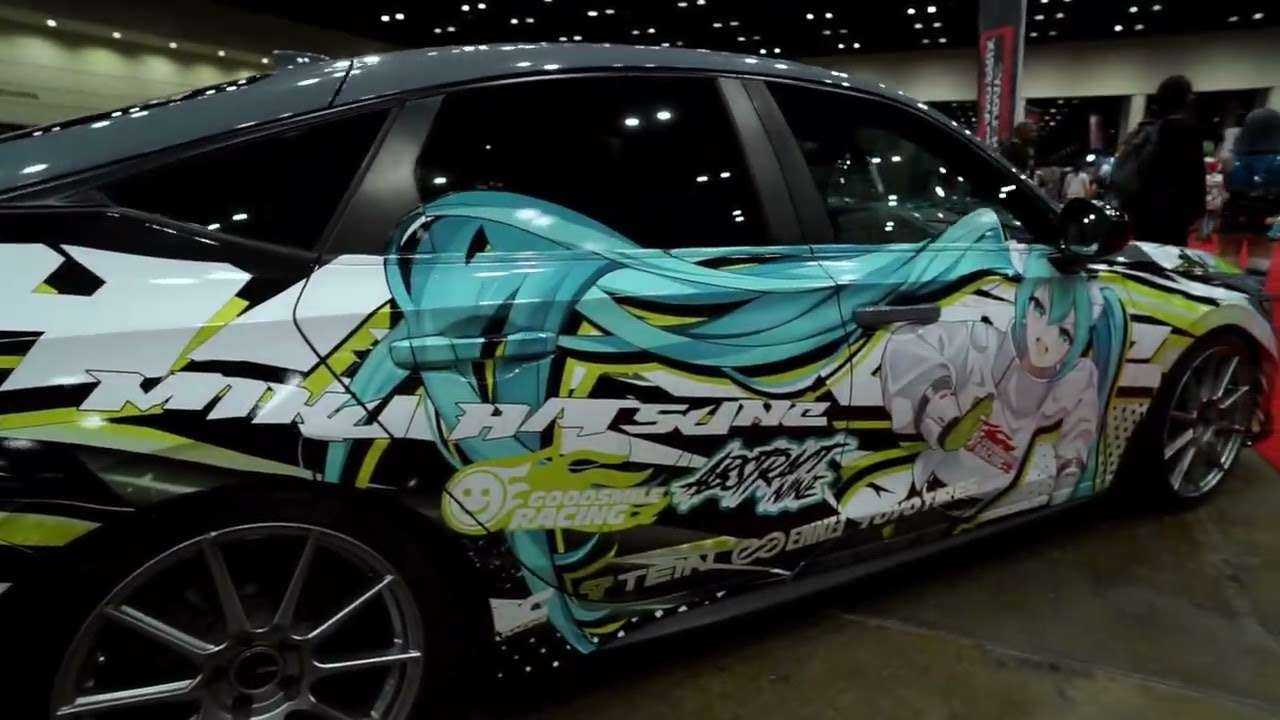 Hatsune Miku GoodSmile Racing Itasha Honda at Holiday Matsuri 2025 | 
