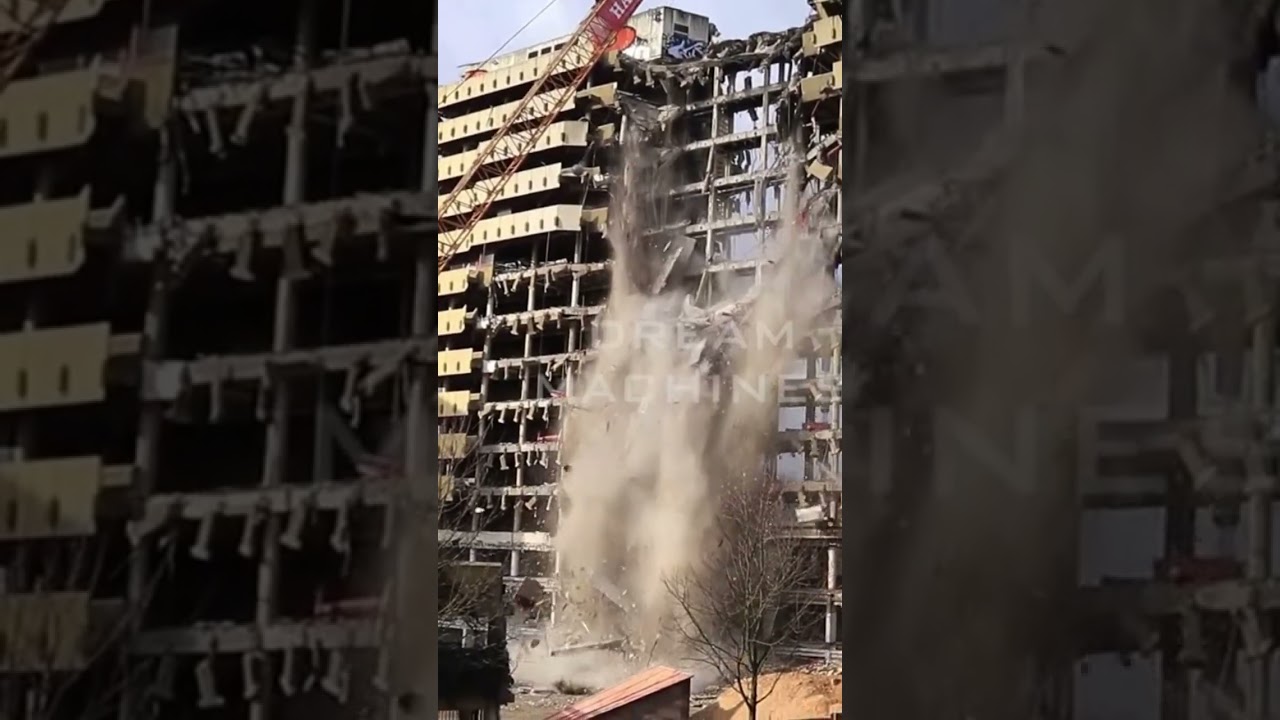 wrecking ball demolition 2 #excavator #megamachines #dreammachines #heavyequipment #construction