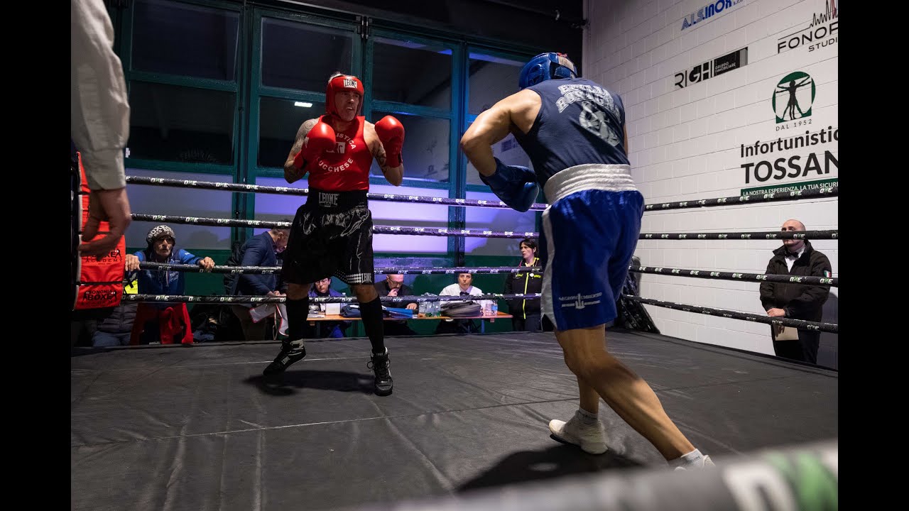 Gym Boxe - Light Boxe - finale: BARONI (rosso) vs ARRIGA (blu) - categoria Over +81 kg  -18/12/2022