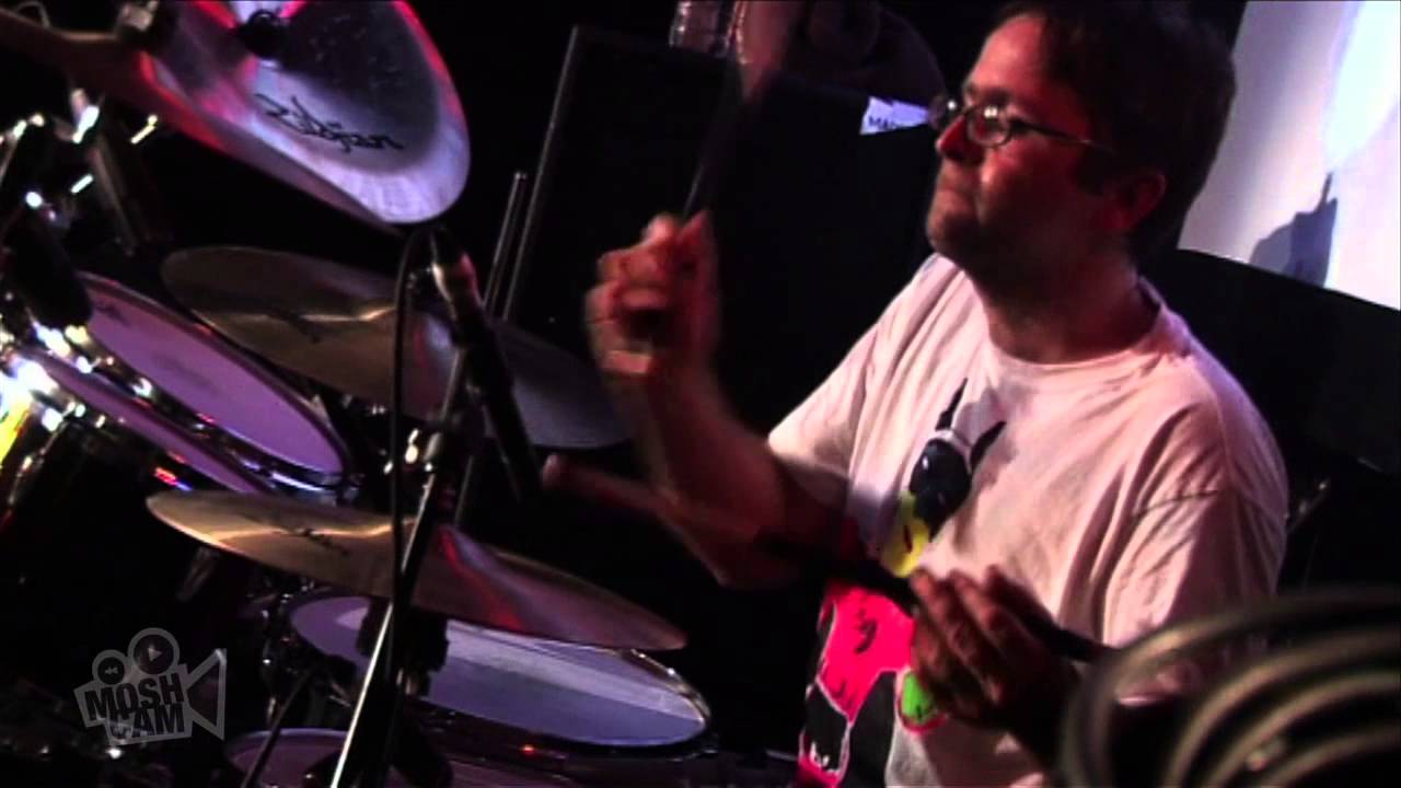 Throwing Muses - Vicky's Box (Live in Sydney) | Moshcam