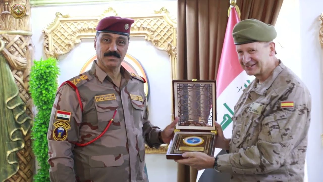 قائد بعثة حلف الناتو في العراق يزور المفتشية العسكرية العامة