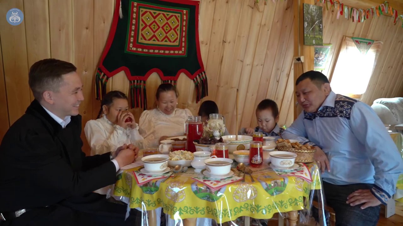 Платон САВВИНОВ — «Кэрэхсэбиллээх көрсүһүүлэр» бүгүҥҥү ыалдьыта, 2020 г.