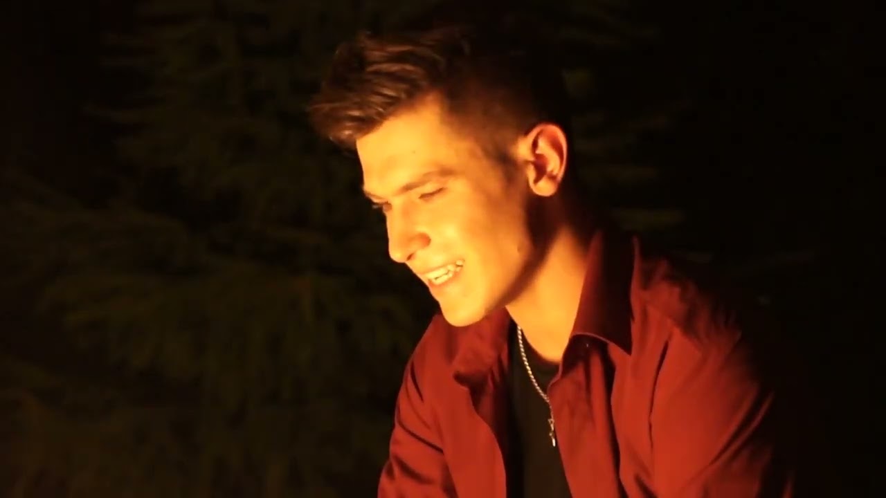 Piotr Starzecki - Kiss from a Rose cover