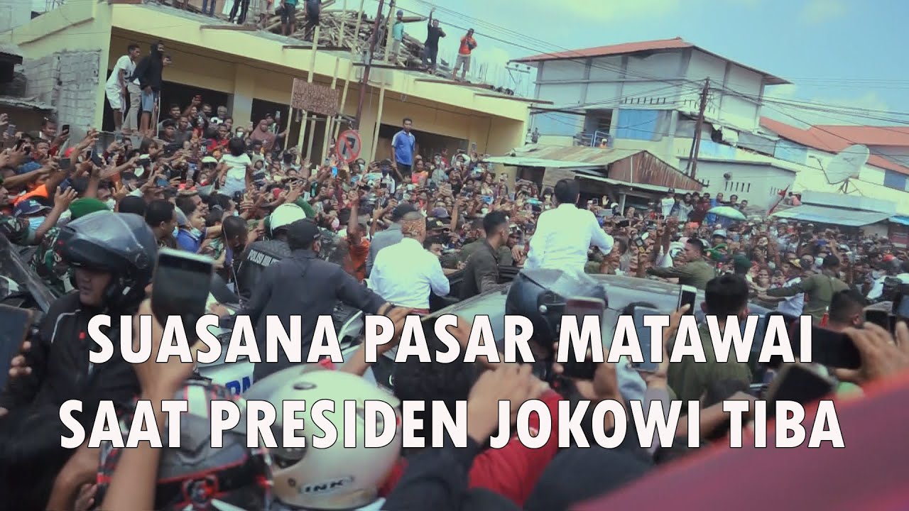 Suasana saat Presiden Jokowi tiba di Pasar Matawai Sumba Timur - NTT