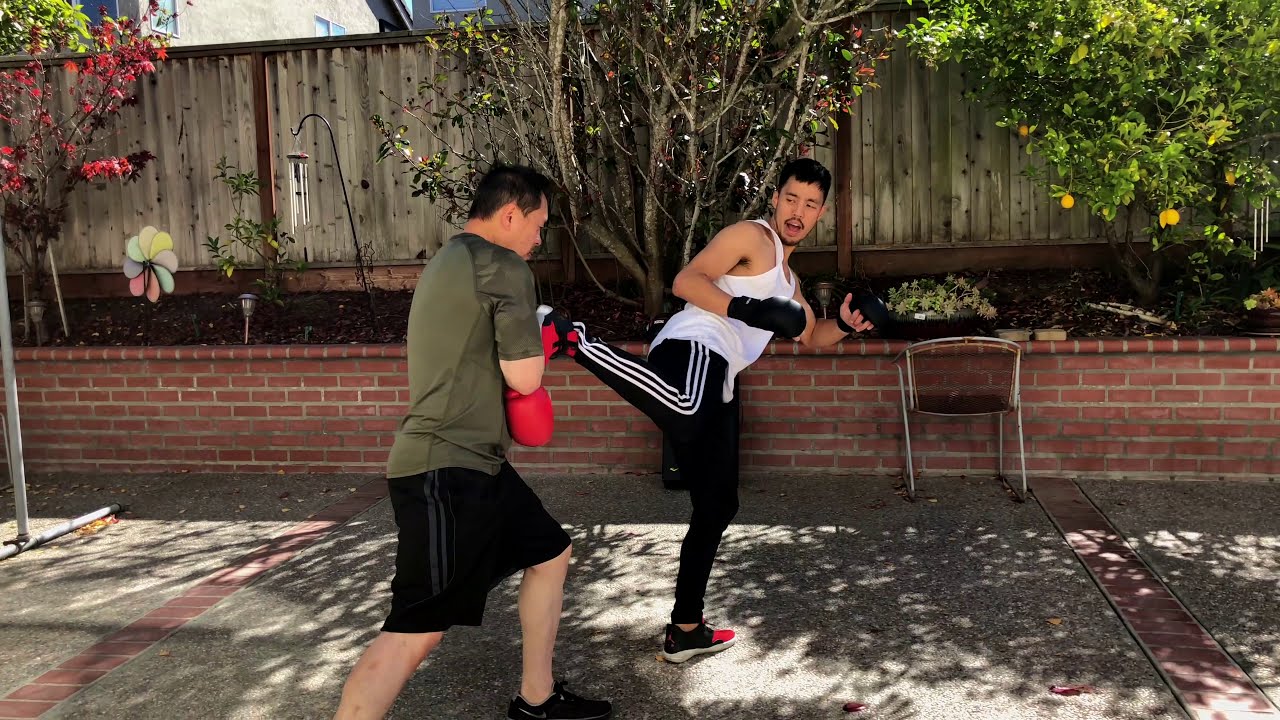 KARATE LESSON: DEFENSE AND ANGLES