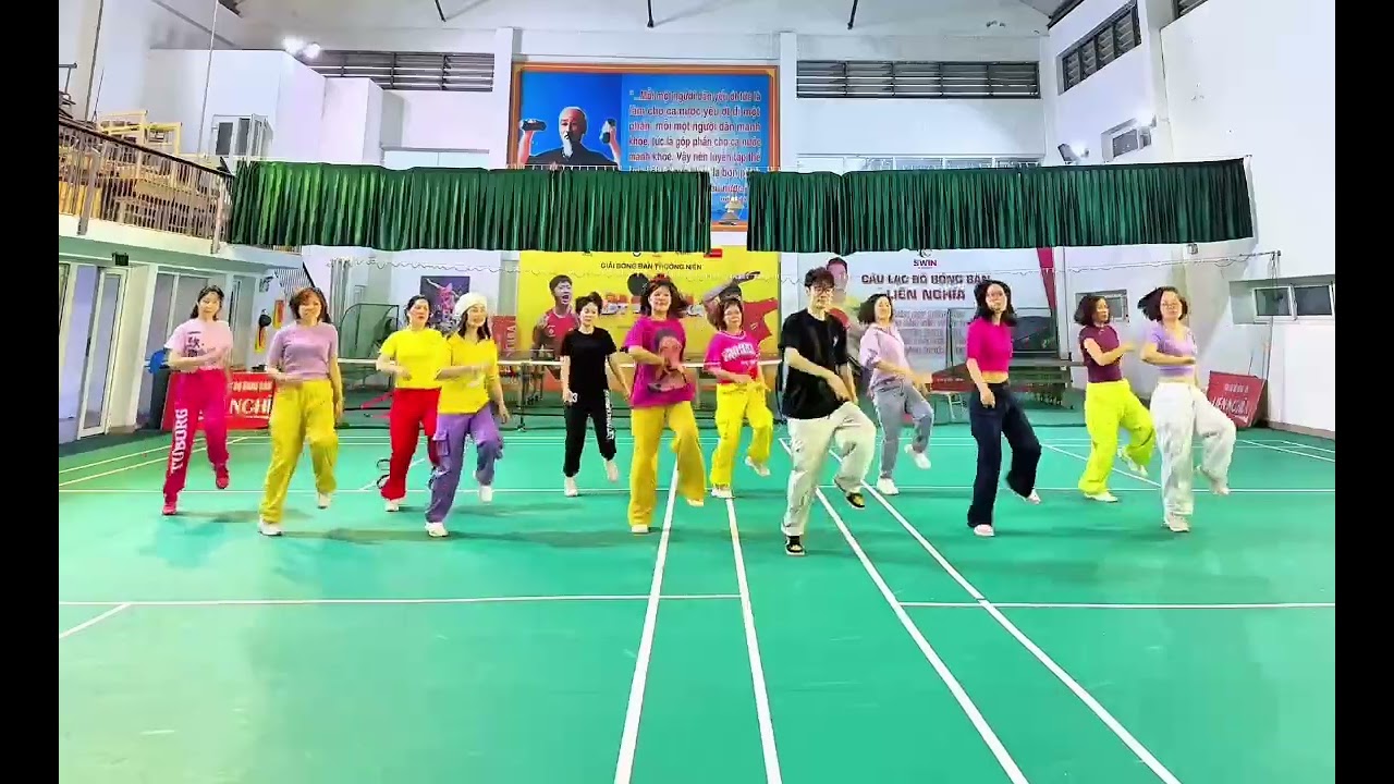 Nhảy Shuffle dance Phụ nữ không sai Bd: Huy Vương #xuhuong #tutorial #bestshuffle #dance #trending