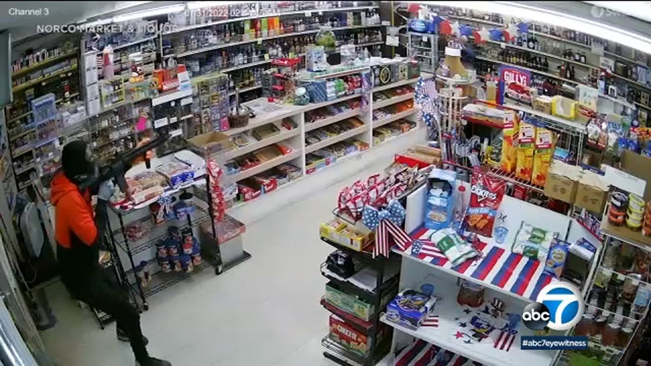 Video: Armed robber flees in panic when Norco liquor store owner blasts shotgun | ABC7