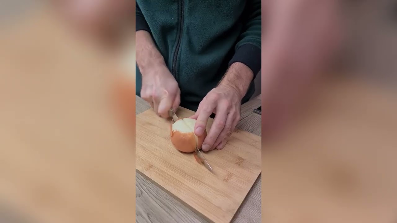 Onion Cutting ASMR — Normal & Reverse