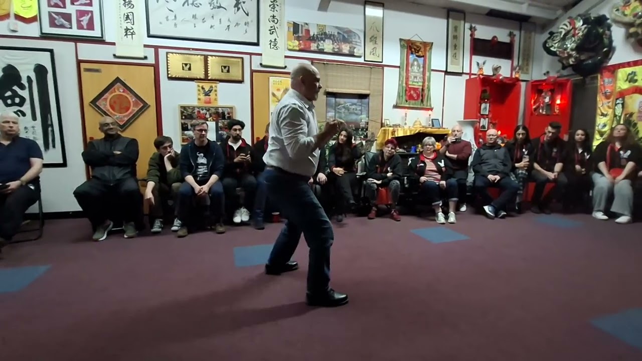 Dit Ngau Iron Ox Hakka Southern Praying Mantis Kung Fu Demo 