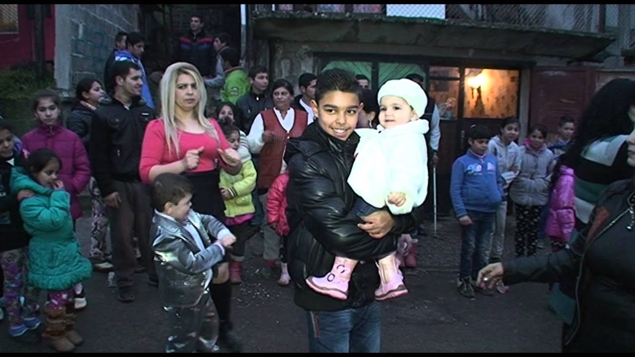 ediveren zeira doum gunu 2 cast 2015