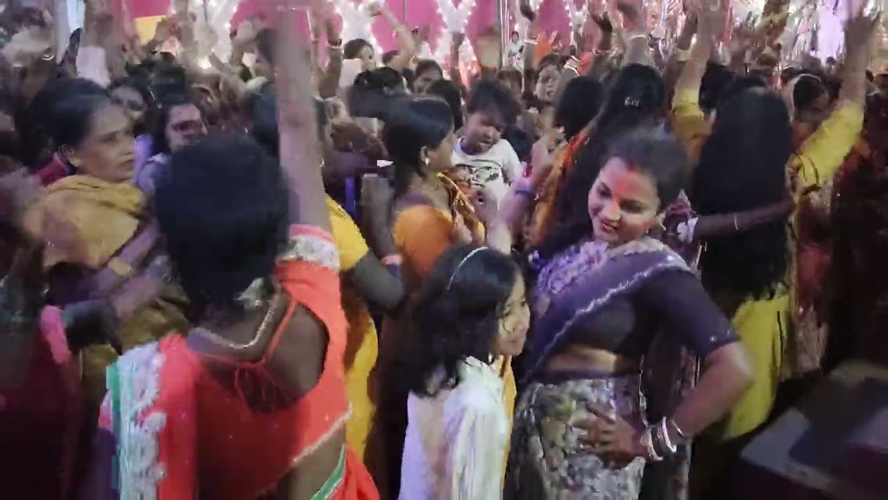 Village - ओर, नगर परिवरमन 