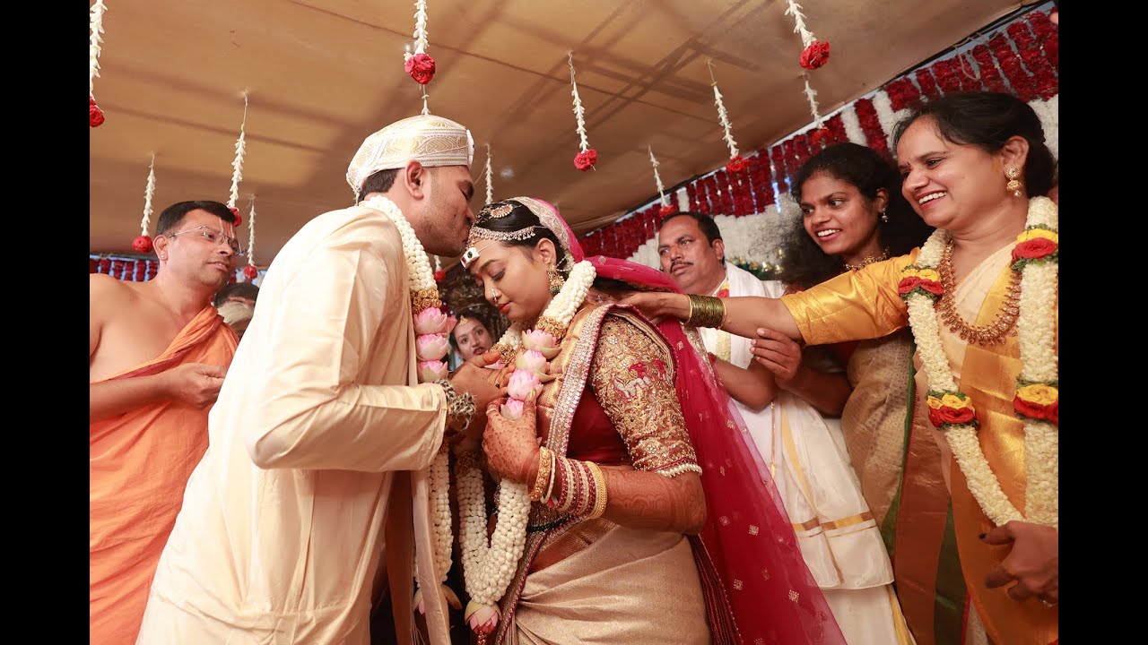 Dixith weds Hamsa Muhurtham Candid  Video