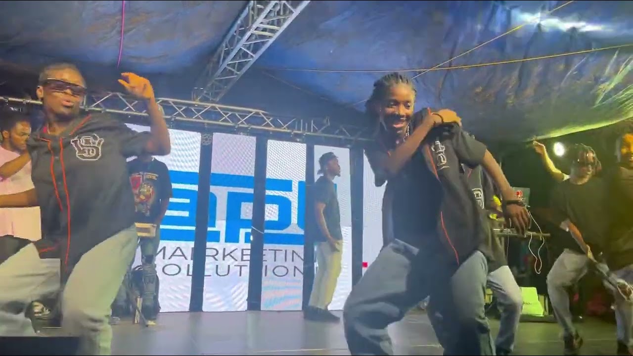 Dwp Academy storms teensrave with an amazing performance