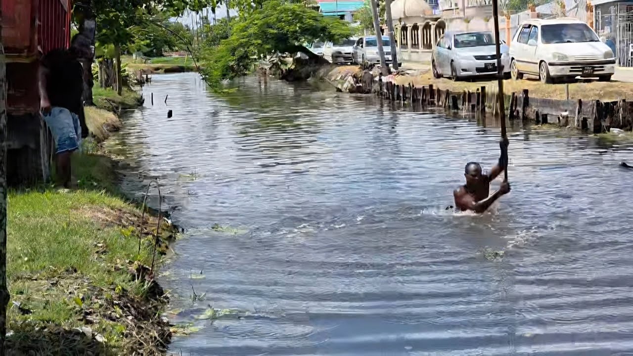 OLD FASHION FISHING IN CLONBROOK 🇬🇾 